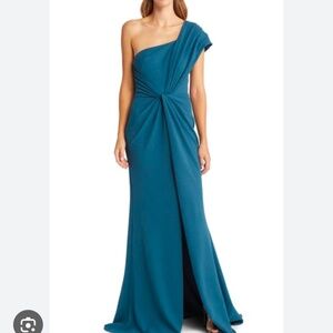 Tadashi Shoji Evening Gown. Atlantic Blue Size XL